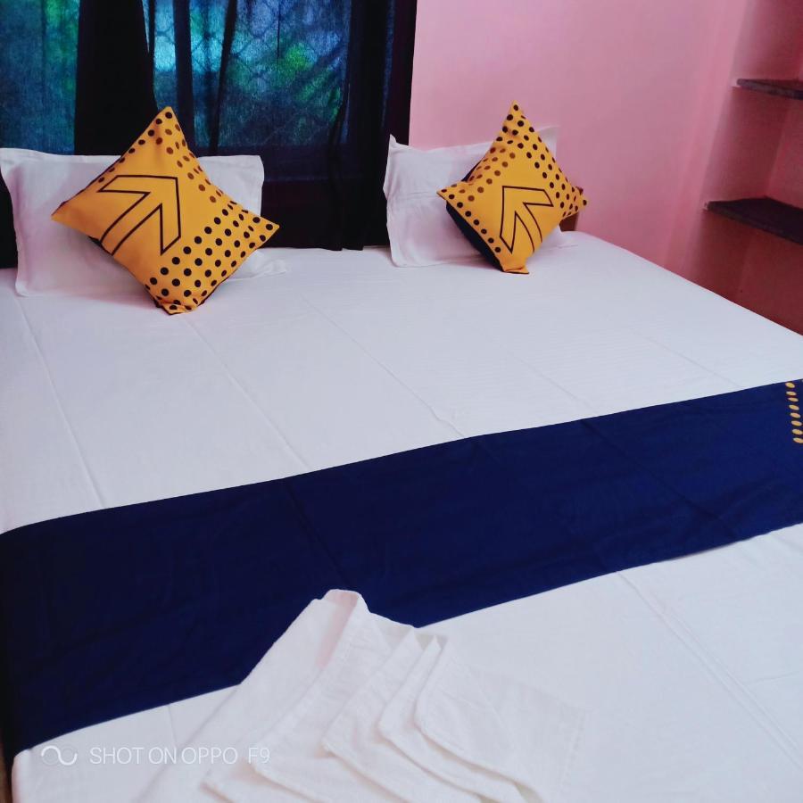 פורי Hotel Gunjan מראה חיצוני תמונה
