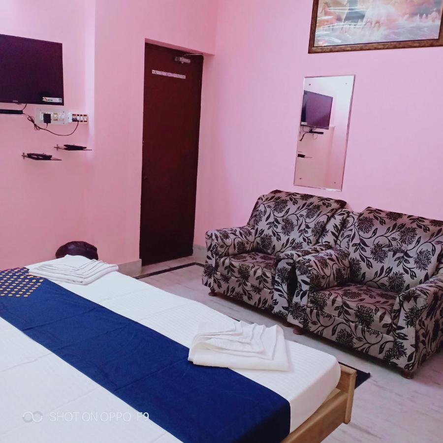 פורי Hotel Gunjan מראה חיצוני תמונה