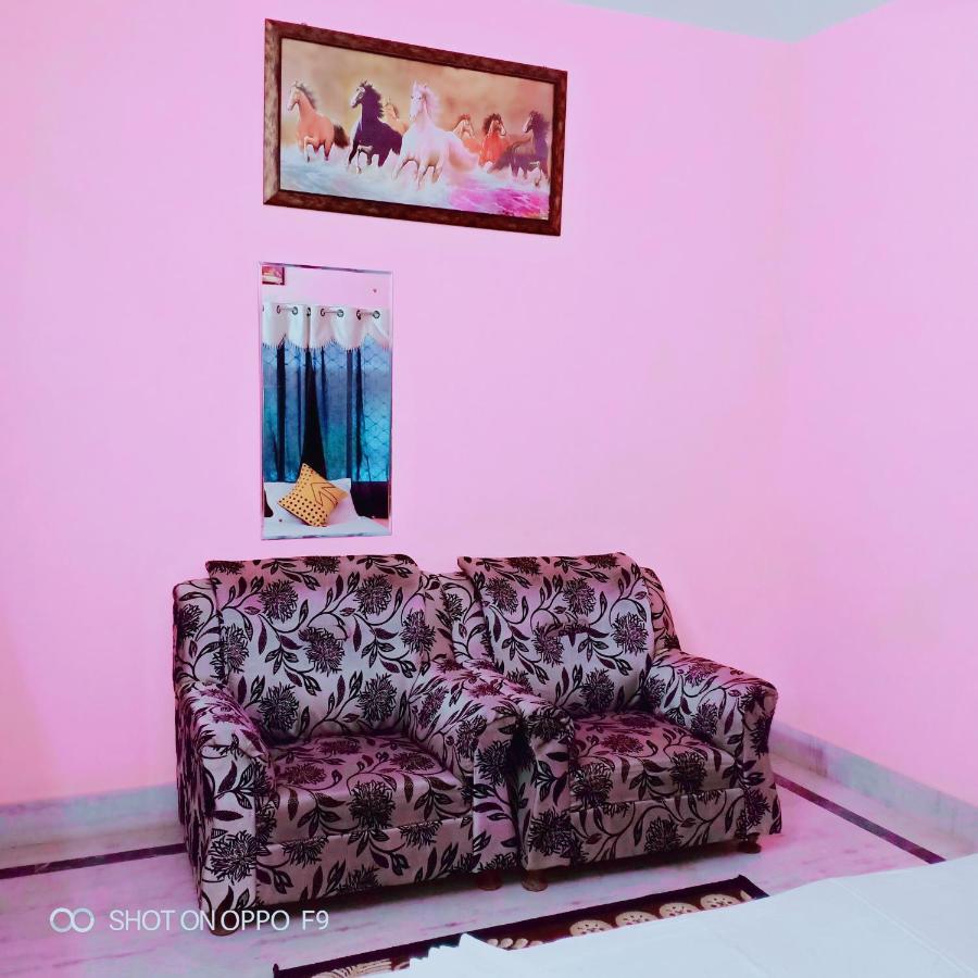 פורי Hotel Gunjan מראה חיצוני תמונה
