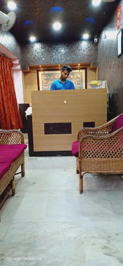 פורי Hotel Gunjan מראה חיצוני תמונה